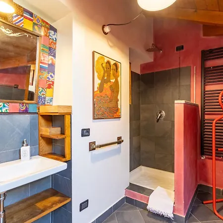 L'atelier, Artistc Apartment, Ac Wifi, Garage, Arona, By Guestaly Appartamento Arona